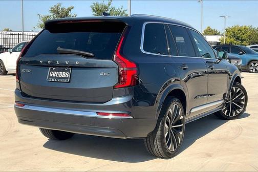 2025 Volvo XC90 B6 Plus 7-Seater