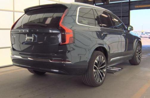 2025 Volvo XC90 B6 Plus 7-Seater