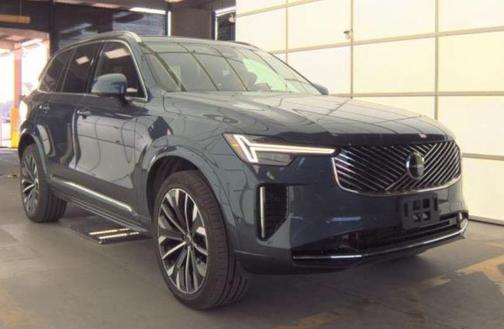 2025 Volvo XC90 B6 Plus 7-Seater