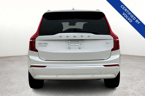 2024 Volvo XC90 Recharge Plug-In Hybrid T8 Ultimate Bright Theme 7-Seater