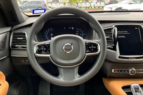 2024 Volvo XC90 Recharge Plug-In Hybrid T8 Ultimate Bright Theme 7-Seater