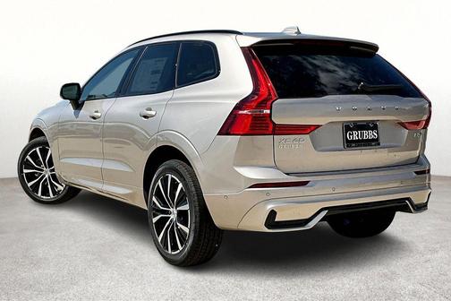 2025 Volvo XC60 B5 Plus
