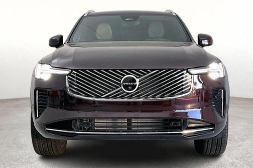 2025 Volvo XC90 Plug-In Hybrid T8 Ultra 6-Seater