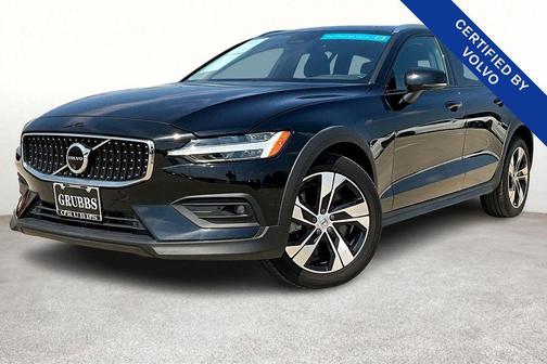 2024 Volvo V60 Cross Country B5 Plus