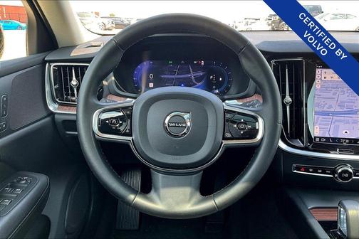 2024 Volvo V60 Cross Country B5 Plus