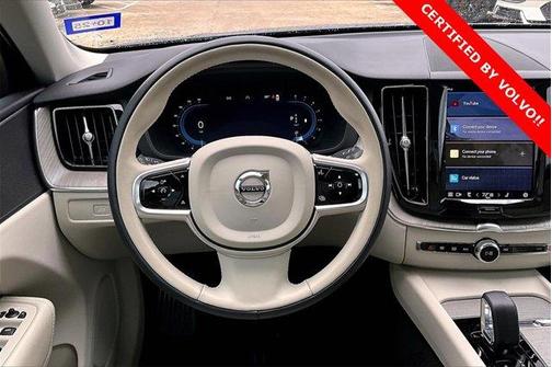 2023 Volvo XC60 B5 Plus Bright Theme