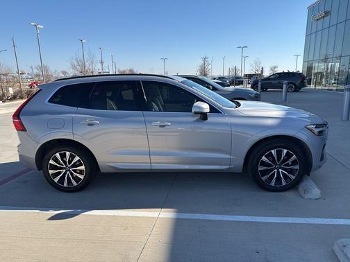 2023 Volvo XC60 B5 Core