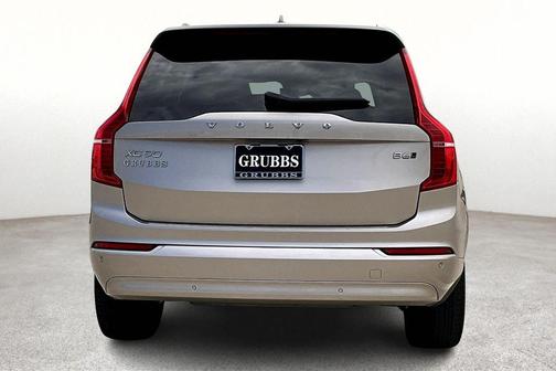 2023 Volvo XC90 B6 Core