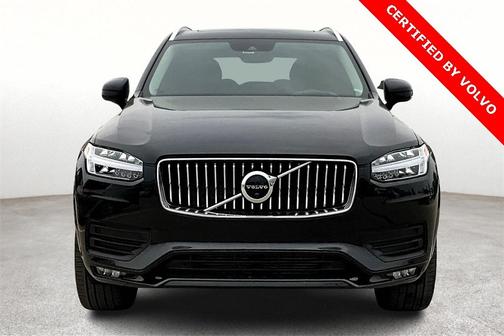 2022 Volvo XC90 T6 Momentum 7 Passenger