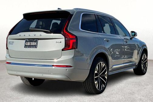 2025 Volvo XC90 B6 Plus 7-Seater
