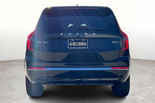 2025 Volvo XC90 B6 Plus 7-Seater