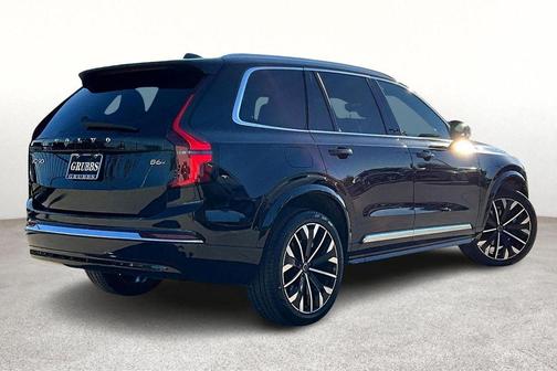 2025 Volvo XC90 B6 Plus 7-Seater