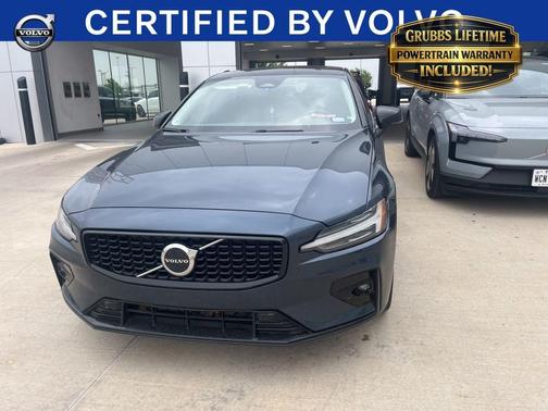 Blue Metallic 2024 Volvo S60 B5 Core Dark Theme