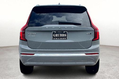 2026 Volvo XC90 B5 Core