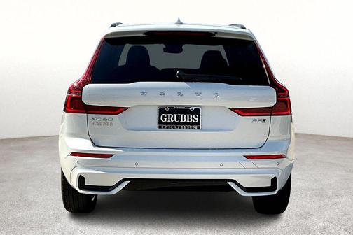 2026 Volvo XC60 B5 Core