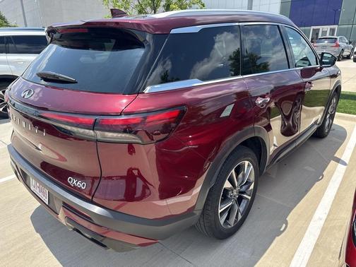 2024 INFINITI QX60 Luxe