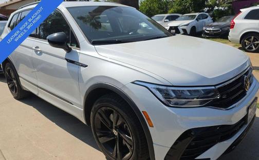 Opal White Pearl Effect 2024 Volkswagen Tiguan 2.0T SE R-Line Black