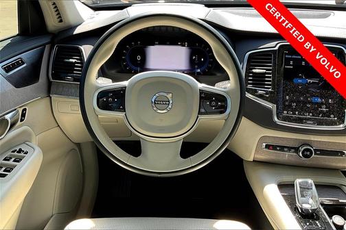 2023 Volvo XC90 B6 Ultimate 7-Seater
