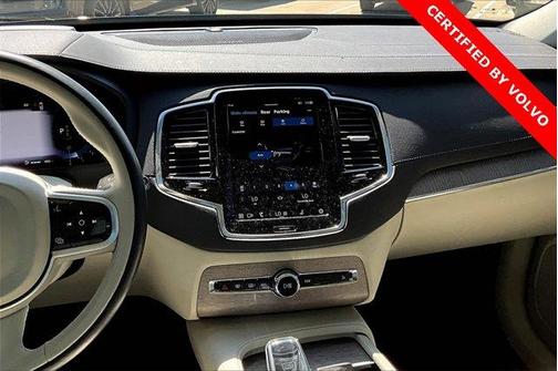 2023 Volvo XC90 B6 Ultimate 7-Seater