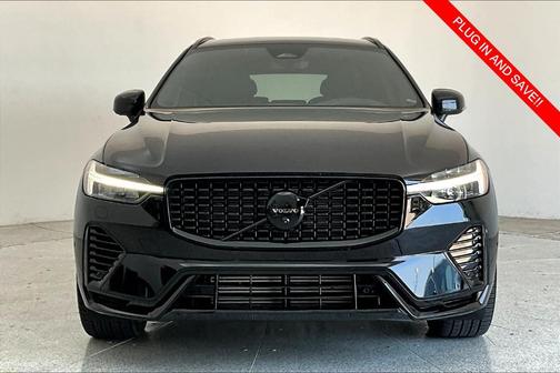 2024 Volvo XC60 Recharge Plug-In Hybrid T8 Ultimate Black Edition