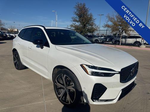 2025 Volvo XC60 B5 Ultra