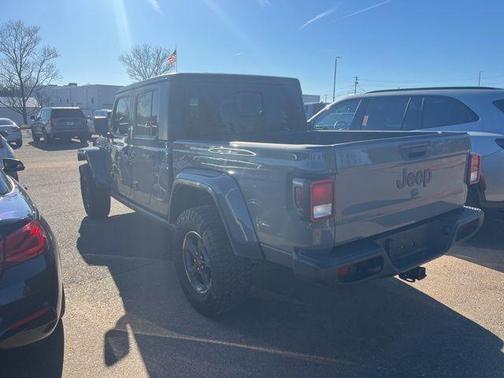 2023 Jeep Gladiator Sport