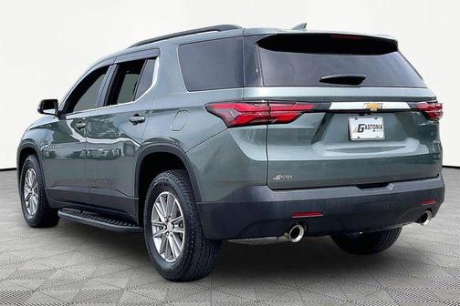 Silver Sage 2023 Chevrolet Traverse LT Cloth