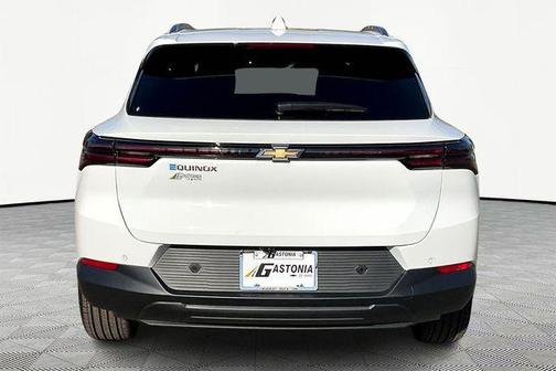 2026 Chevrolet Equinox EV LT 2