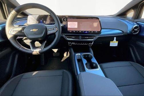 2026 Chevrolet Equinox EV LT 2