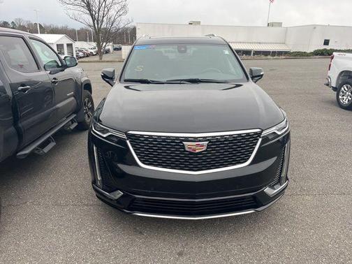2025 Cadillac XT6 Premium Luxury FWD