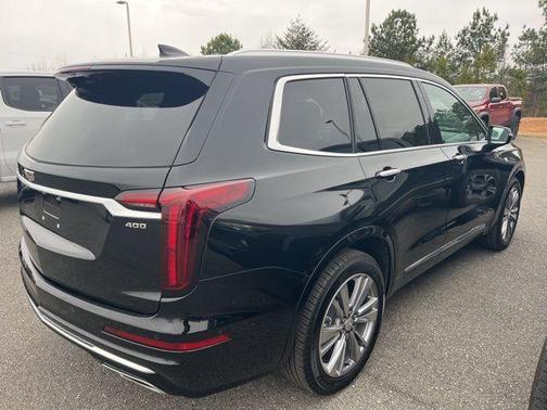 2025 Cadillac XT6 Premium Luxury FWD