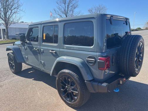 2024 Jeep Wrangler 4xe Sahara