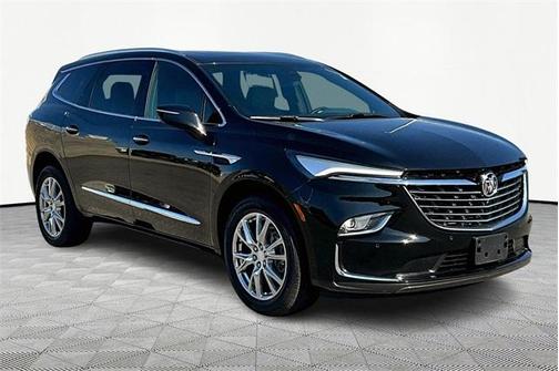2022 Buick Enclave Essence