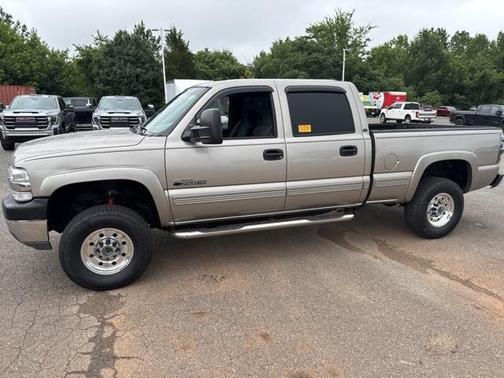 2001 Chevrolet Silverado 2500 LS H/D Crew Cab