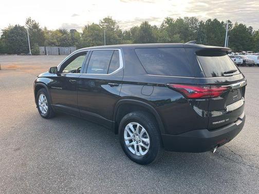2022 Chevrolet Traverse LS