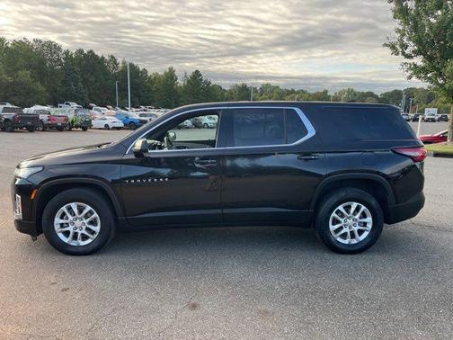 2022 Chevrolet Traverse LS