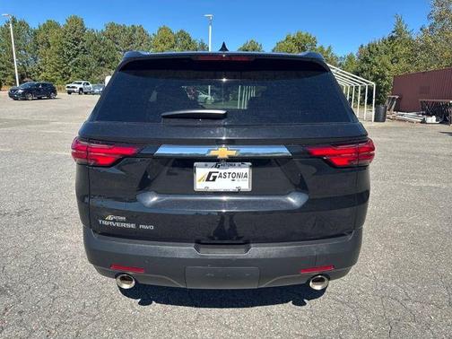 2022 Chevrolet Traverse LS