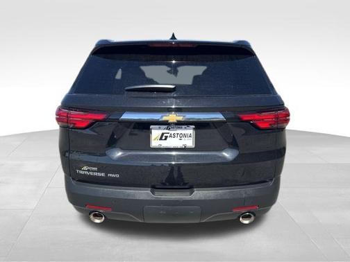 2022 Chevrolet Traverse LS