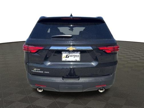 2022 Chevrolet Traverse LS