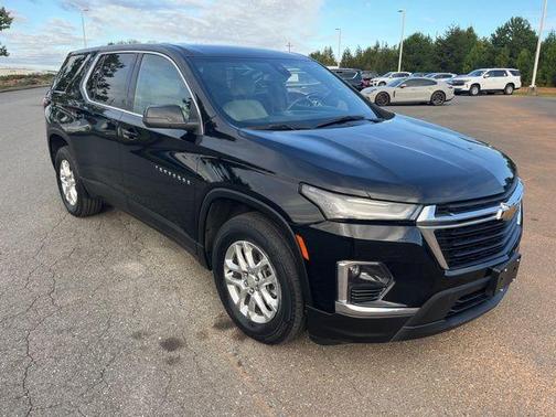 2022 Chevrolet Traverse LS