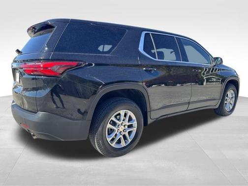 2022 Chevrolet Traverse LS
