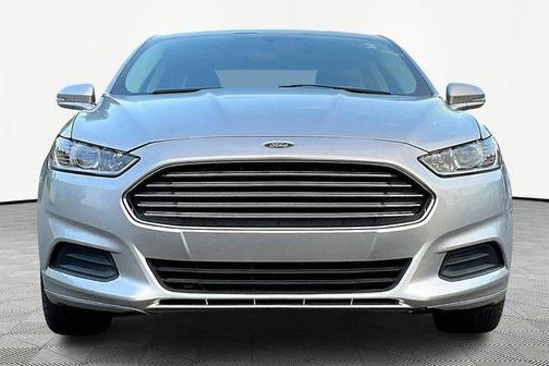 2015 Ford Fusion Hybrid SE