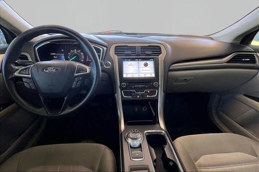 Lightning Blue 2017 Ford Fusion SE