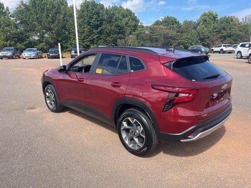 2024 Chevrolet Trax LT