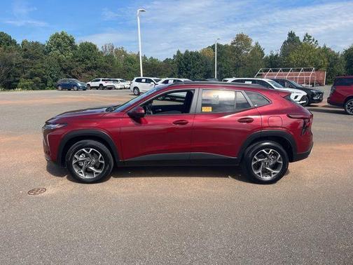 2024 Chevrolet Trax LT