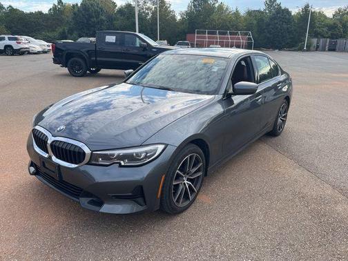 2022 BMW 330 i xDrive