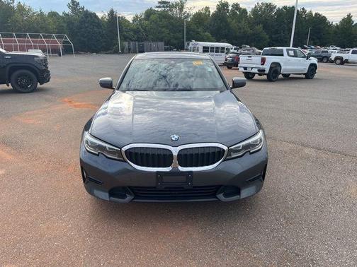 2022 BMW 330 i xDrive
