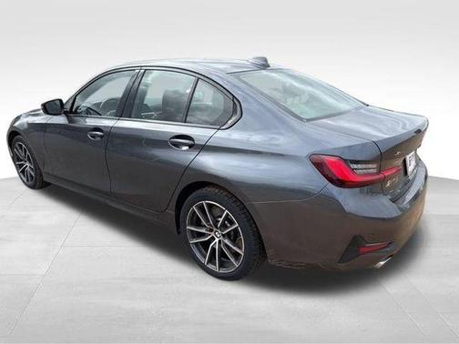 2022 BMW 330 i xDrive