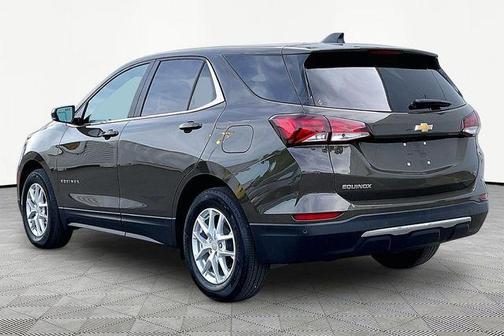 Bronze Metallic 2024 Chevrolet Equinox LT