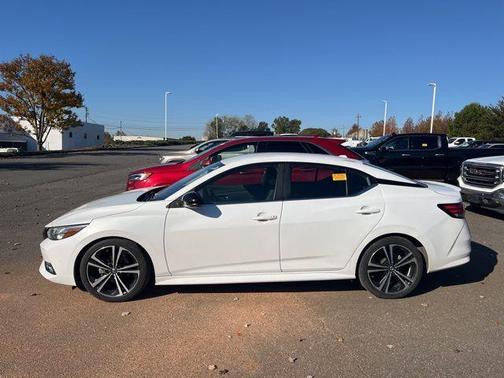2020 Nissan Sentra SR